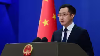 China rechaza nuevas sanciones de EU contra Irán y defiende su relación comercial con Teherán
