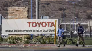 Toyota moverá parte de la producción de Tacoma de Tijuana a EU; Economía anuncia nueva inversión automotriz