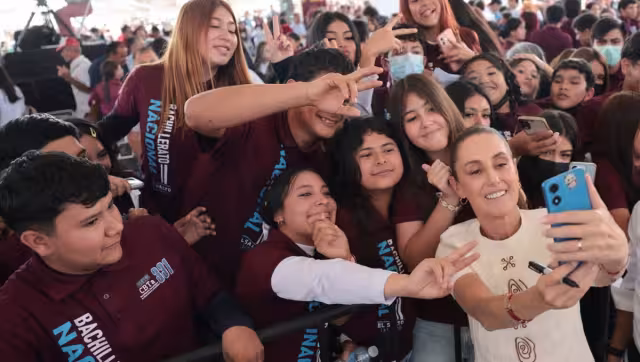 La presidenta Claudia Sheinbaum ha reiterado que la educación pública es uno de los pilares del desarrollo social y económico del país.