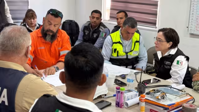 De acuerdo con el reporte oficial, durante la jornada se realizaron maniobras de bombeo para reducir los niveles de agua en el área afectada