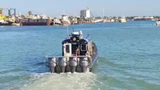 SSP Yucatán despliega operativo por mar y aire para localizar a pescador desaparecido en la costa