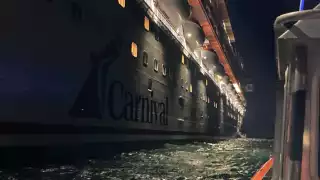 Evacuan de emergencia a una pasajera extranjera del crucero Carnival en Yucalpetén
