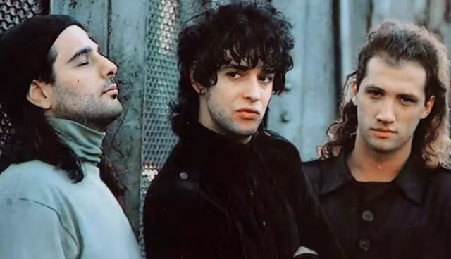 De música ligera es una canción escrita por Gustavo Cerati y Zeta Bosio, e interpretada por la banda argentina Soda Stereo. Foto: Especial