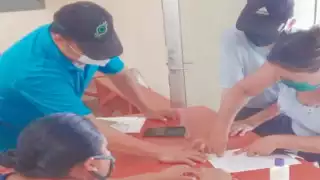 Grupo Carso pagará 210 pesos por volquete a ejidatarios. Foto: Javier Pool.