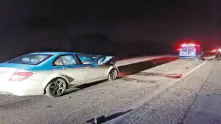 El conductor del Chevy indicó que el exalcalde intentó rebasarlo a exceso de velocidad. Foto: Alejandro Collí.