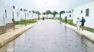 Las calles de diversas colonias siguen inundadas. Foto: Ramón Reyna Fernández.