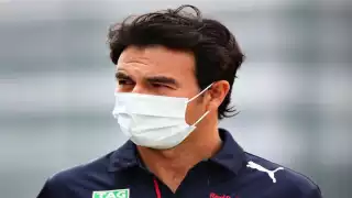 En la carrera pasada del Gran Premio de Gran Bretaña, Checo Pérez tampoco pudo sumar puntos en la carrera de pilotos.