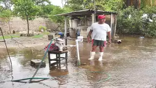 Vecinos reportaron sólo algunos encharcamientos. Foto: Víctor Gijón.