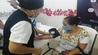 En la UNEME-Enfermedades Crónicas atienden médicos, psicólogos, nutriólogos y enfermeras. Foto: Justino Xiu Chan.