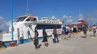 Retornan los horarios para cruces desde las cinco de la mañana hasta las nueve de la noche. Foto: Luis Enrique Cauich.
