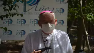 El obispo Pedro Pablo Elizondo Cárdenas también expresó su
opinión en torno a El Buen Fin. Foto: Mario Hernández.