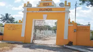 Piden a los visitantes respetar las medidas sanitarias. Foto: José Luis López Quintal.