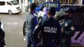 El hombre fue trasladado al hospital. Foto: Jazmín Rodríguez.