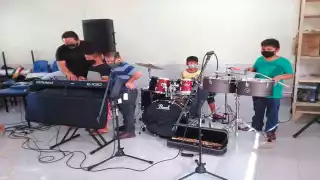 La fundación Pro México Indígena apoyo en la adquisición de instrumentos musicales. Foto: Benito Cetina.
