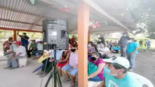 La asistencia de la mayoría de ejidatarios permitió que la elección fuera válida. Foto: Erasmo Cruz.