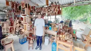 Los puestos de los artesanos se encuentran asentados a la orilla de la vía federal. Foto: José Valencia.