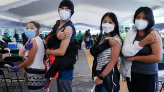 Inicia vacunación de adultos mayores de 18 años