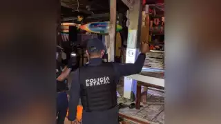 El operativo estuvo escoltado por elementos de la Policía
Quintana Roo y de la FGE. Foto: Por Esto!