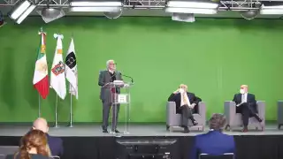 El evento contó con un grupo de funcionarios estatales, pero no hubo presencia federal.