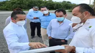 Foto: Carlos Joaquín en Facebook