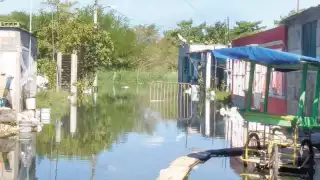 Ciudadanos expresaron que han solicitado que se le dé continuidad
a la colocación de sacos con arena.