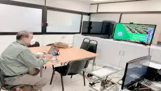 El titular de la SDR, Ignacio España Novelo, realizó la ceremonia de manera virtual. Foto: Por Esto!