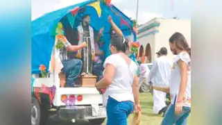 El santo patrono recorrió la comisaría sin la acostumbrada multitud de feligreses. Foto: José Alfredo Islas Chuc.