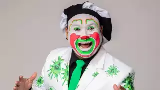 Payaso Brincos Dieras revela su rostro sin maquillaje y así es como luce