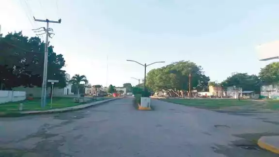 Los habitantes de Kaua se han quedado hasta por más de un día
sin poder comunicarse. Los habitantes de Kaua se han quedado hasta por más de un día
sin poder comunicarse.