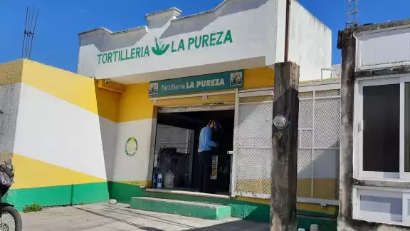 Las tortillerías han sufrido severos golpes en su economía, ya que la población redujo el consumo de este alimento. Las tortillerías han sufrido severos golpes en su economía, ya que la población redujo el consumo de este alimento.