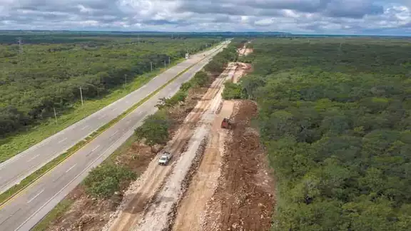 Según académicos el proyecto tiene faltas graves desde la planeación, así como en el proceso mismo. Foto: Luis Pérez. Según académicos el proyecto tiene faltas graves desde la planeación, así como en el proceso mismo. Foto: Luis Pérez.