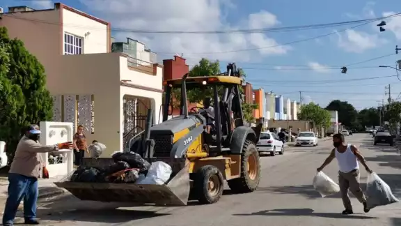 El programa municipal abarcó las zonas cercanas al relleno sanitario. Foto: Brian Lara.