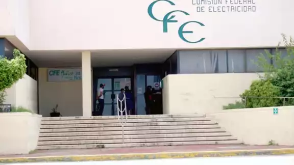 La CFE encabeza la lista por cobros excesivos e interrupciones injustificadas del servicio eléctrico. Foto: Jorge Chan. La CFE encabeza la lista por cobros excesivos e interrupciones injustificadas del servicio eléctrico. Foto: Jorge Chan.