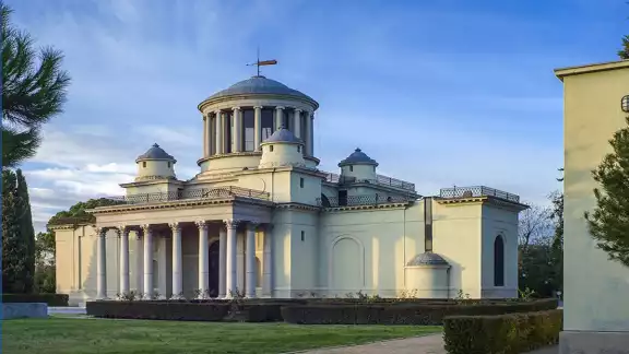 El Paseo del Prado y del Buen Retiro en Madrid, España, fueron declarados Patrimonio Mundial por la Unesco. El Paseo del Prado y del Buen Retiro en Madrid, España, fueron declarados Patrimonio Mundial por la Unesco.