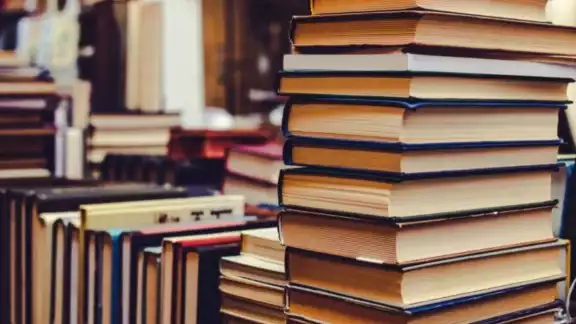 Durante el mes de mayo se notó la caída más profunda en la industria del libro. Durante el mes de mayo se notó la caída más profunda en la industria del libro.
