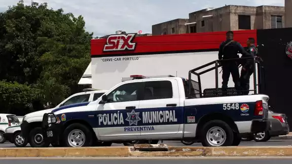 Según el acuerdo firmado en mayo de 2019, el municipio de Benito Juárez delegó al Gobierno del Estado la dirección y operación de la Policía Municipal. Según el acuerdo firmado en mayo de 2019, el municipio de Benito Juárez delegó al Gobierno del Estado la dirección y operación de la Policía Municipal.