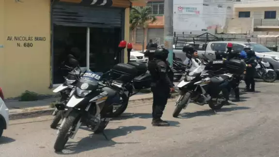 Elementos policiales aseguran que no les pagan completos los gastos desde enero. Foto: Por Esto! Elementos policiales aseguran que no les pagan completos los gastos desde enero. Foto: Por Esto!