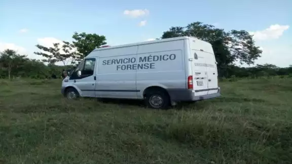 Elementos de la Semefo realizaron el levantamiento del cuerpo. Elementos de la Semefo realizaron el levantamiento del cuerpo.