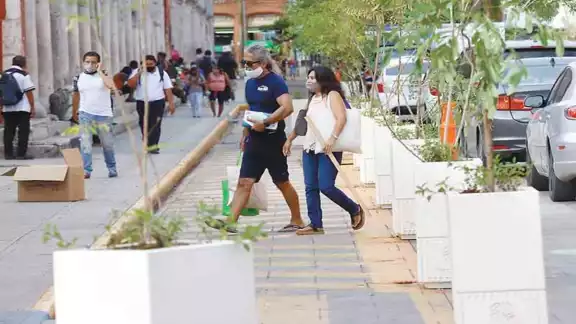 La Cámara Nacional de Comercio, Servicios y Turismo asegura que diariamente recibe quejas de los usuarios. Foto: Martín Zetina