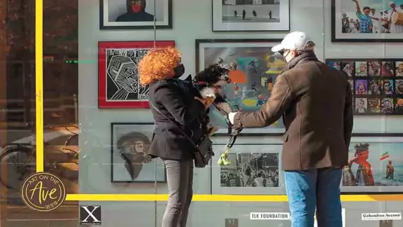 La iniciativa beneficia a artistas y dueños de inmuebles.