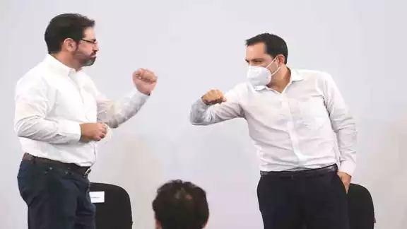 Alberto Abraham dijo que León León tiene una trayectoria limpia en impartición de justicia. Alberto Abraham dijo que León León tiene una trayectoria limpia en impartición de justicia.