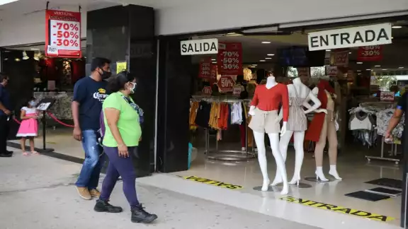 En 2019, el Buen Fin sumó ventas por 120 mil millones de pesos en todo el país. En 2019, el Buen Fin sumó ventas por 120 mil millones de pesos en todo el país.