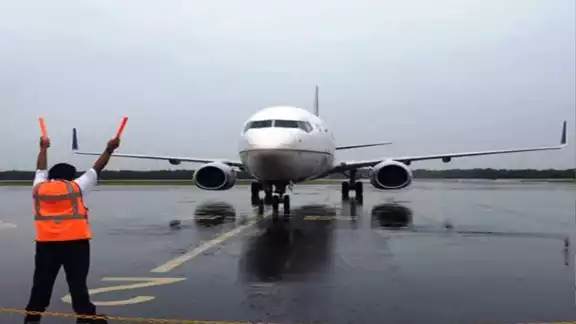 Cerca de mil pasajeros podrían arribar a la terminal aérea de Cozumel durante la semana. Cerca de mil pasajeros podrían arribar a la terminal aérea de Cozumel durante la semana.