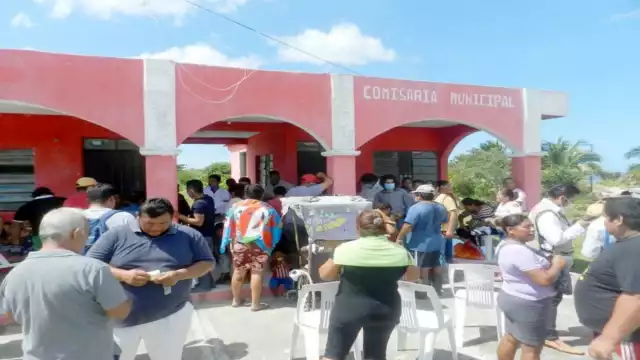 Advierten que realizarán un bloqueo este viernes en el tramo carretero Sabancuy-Champotón. Foto: Erasmo Cruz.