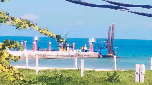 Pescadores externaron su satisfacción por las obras. Foto: José Luis López Quintal.