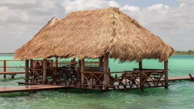 En 2008, la Sedetur dio a conocer que Bacalar recibía 17 mil 544 turistas. Foto: Por Esto!