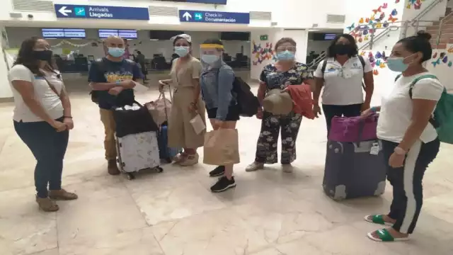 Un total de 109 pasajeros de Interjet quedaron varados en Cozumel este fin de semana por problemas internos de la compañía. Foto; Karina Carrión.