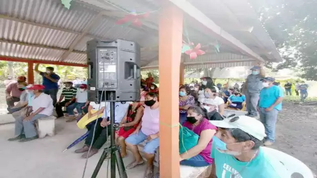 La asistencia de la mayoría de ejidatarios permitió que la elección fuera válida. Foto: Erasmo Cruz.
