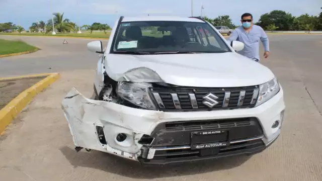 Las aseguradoras calcularon los daños del percance en 95 mil pesos, no hubo lesionados. Foto: Ricardo Jiménez.