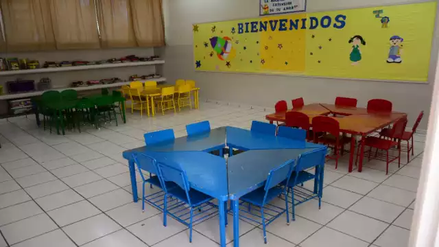 En el rubro de educación se dejaron de ejercer 81 millones de pesos en la entidad por atrasos de la Sefiplan. Foto: Por Esto!